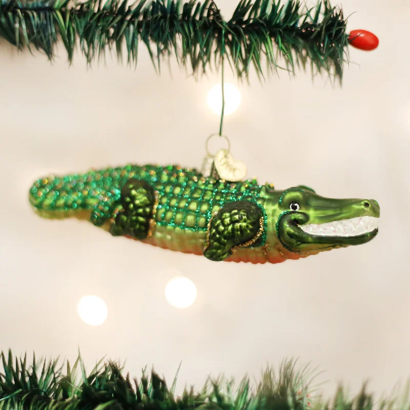 ---Alligator Ornament